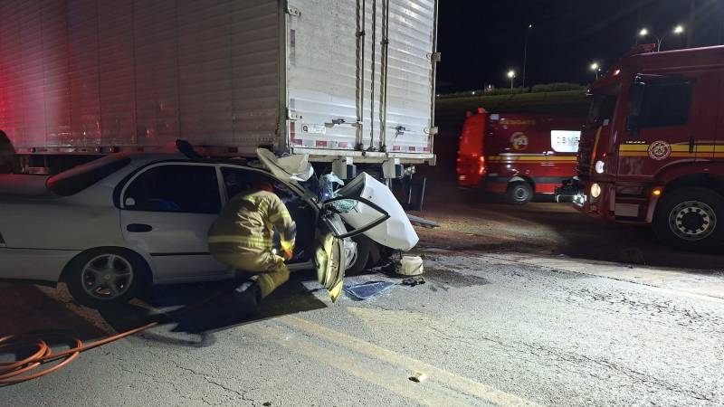 Adolescente morre e outro fica gravemente ferido após colisão durante fuga da Polícia em Soledade